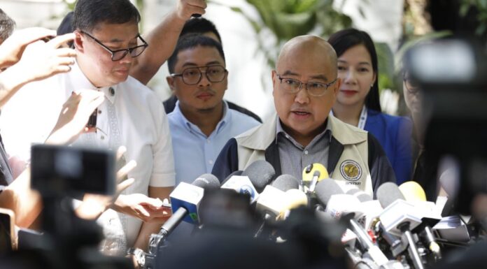 PCO tasks DOJ to probe Facebook page over fake energy crisis posts