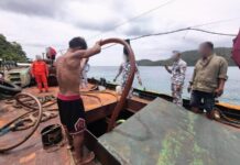 Engine trouble leads to bigger discovery: PCG intercepts suspected fuel smuggling off Batangas